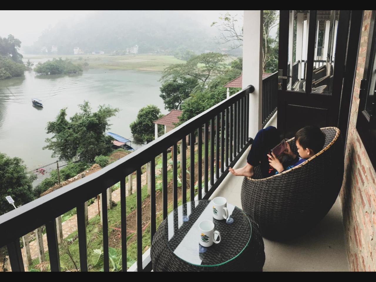 Ba Be Lakeside Bungalow 호텔 Coc Pouc 외부 사진