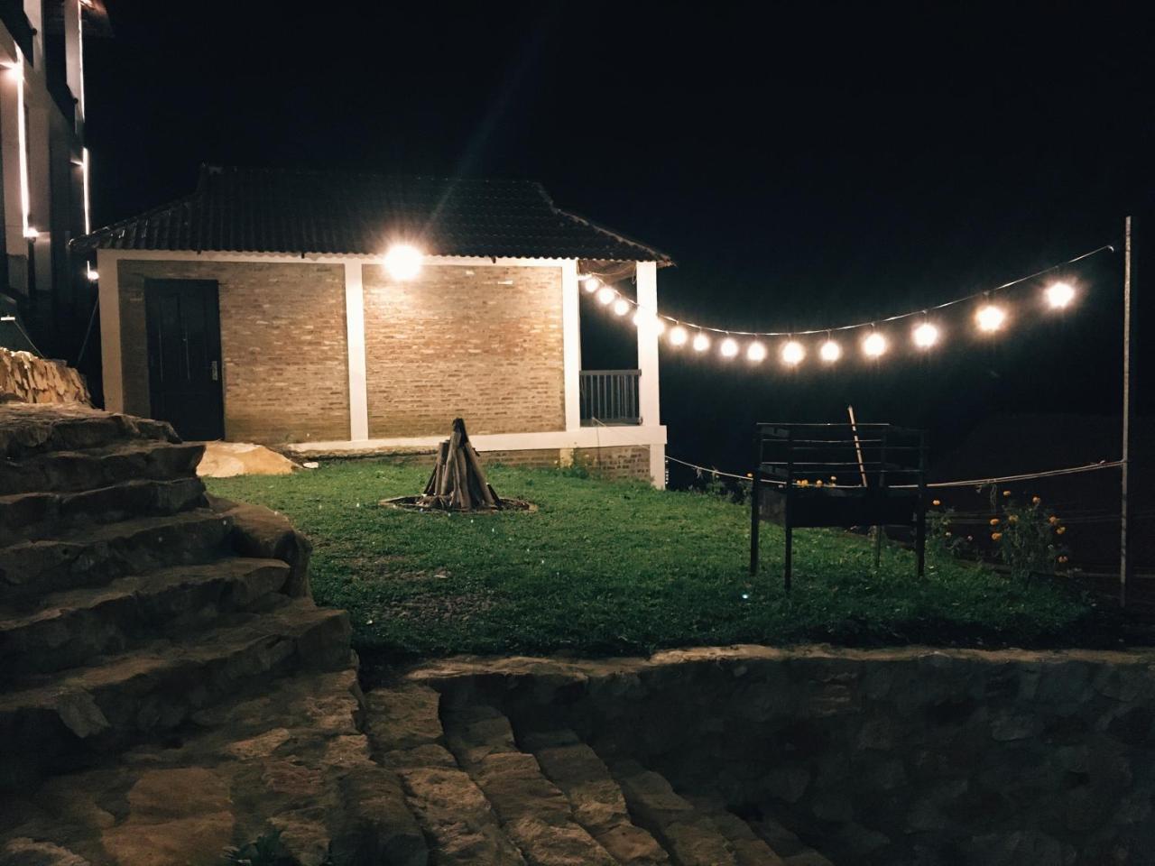 Ba Be Lakeside Bungalow 호텔 Coc Pouc 외부 사진